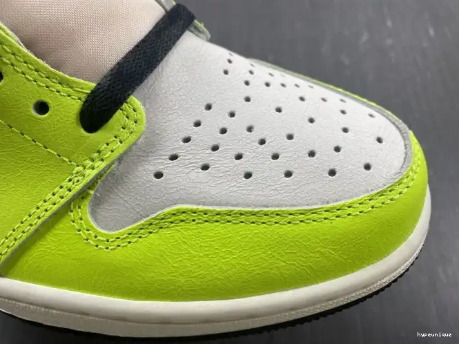 HYPE 1 Air Jordan Volt OG 555088-702 High 0430